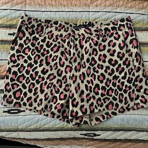 Ladies size 12 NY&Co shorts. NWOT. Cheetah print with pink
